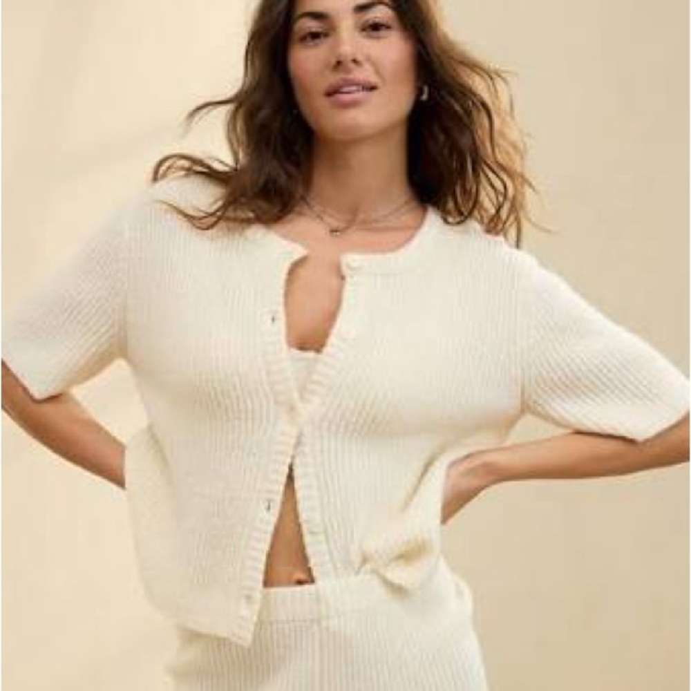 Aerie unreal short sleeve sweater